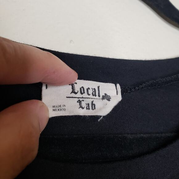 Local Lab| Live 24hour Noodle Graphic crop top, Extra Large - Picture 4 of 6